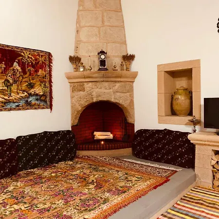 Diakena's Kamariko-traditional Stone House Holiday home Haraki